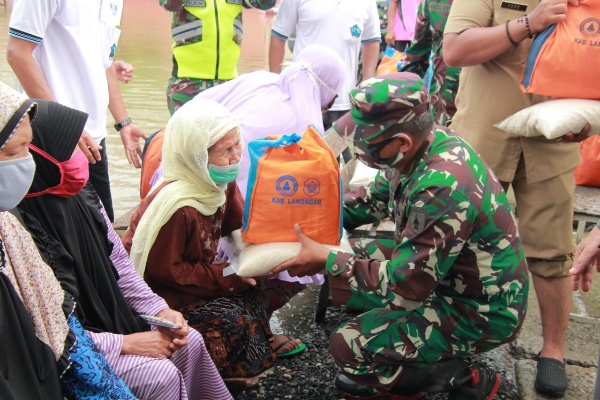 Curah Hujan Tinggi, Bupati dan Dandim Sidak ke Sungai Bengawan Solo