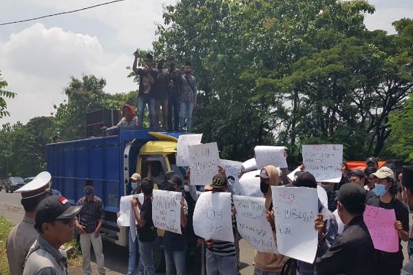 APKKN Dan KMMPP Geruduk Kantor BP2JK Meminta Jangan Sampai Ada Evaluasi Tender Ulang