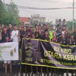 Komunitas RX King Utara Keras Berbagi Takjil Di Pintu Tol Suramadu