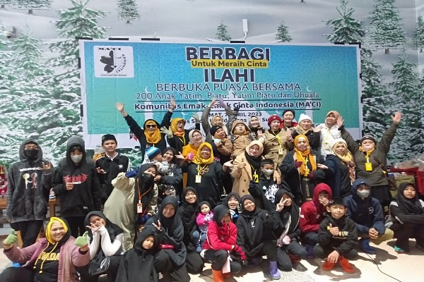 Komunitas MA’CI Berbagi Dengan Anak Yatim Untuk Meraih ILLAHI Di Bulan Ramadhan