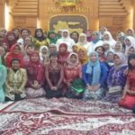 Pembinaan Ojol Perempuan Oleh Gubernur Jawa Timur Hj Khofifah Indar Parawansa Di Gedung Grahadi.