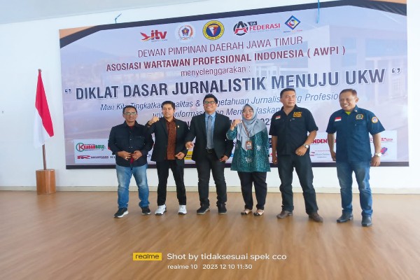 Apresiasi Kepala Dinas Kominfo Jatim Diklat Jurnalistik AWPI