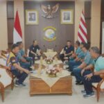 Siap Mengikuti Pendidikan Tertinggi Tingkat Matra, Pangkoarmada II Terima Casis Dikreg Sesko TNI AL Angkatan LXIV TA 2025
